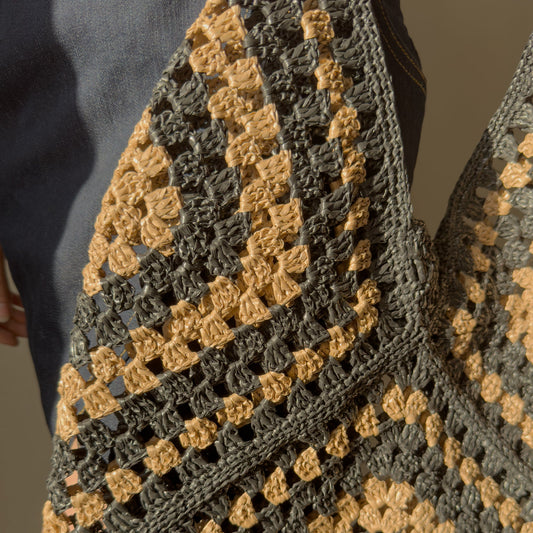 Crochet Raffia Tote Bag, Handcrafted Granny Square Bag, Summer Mesh Straw Bag, Boho Beach & Everyday Use, Handmade Gift for Vegans